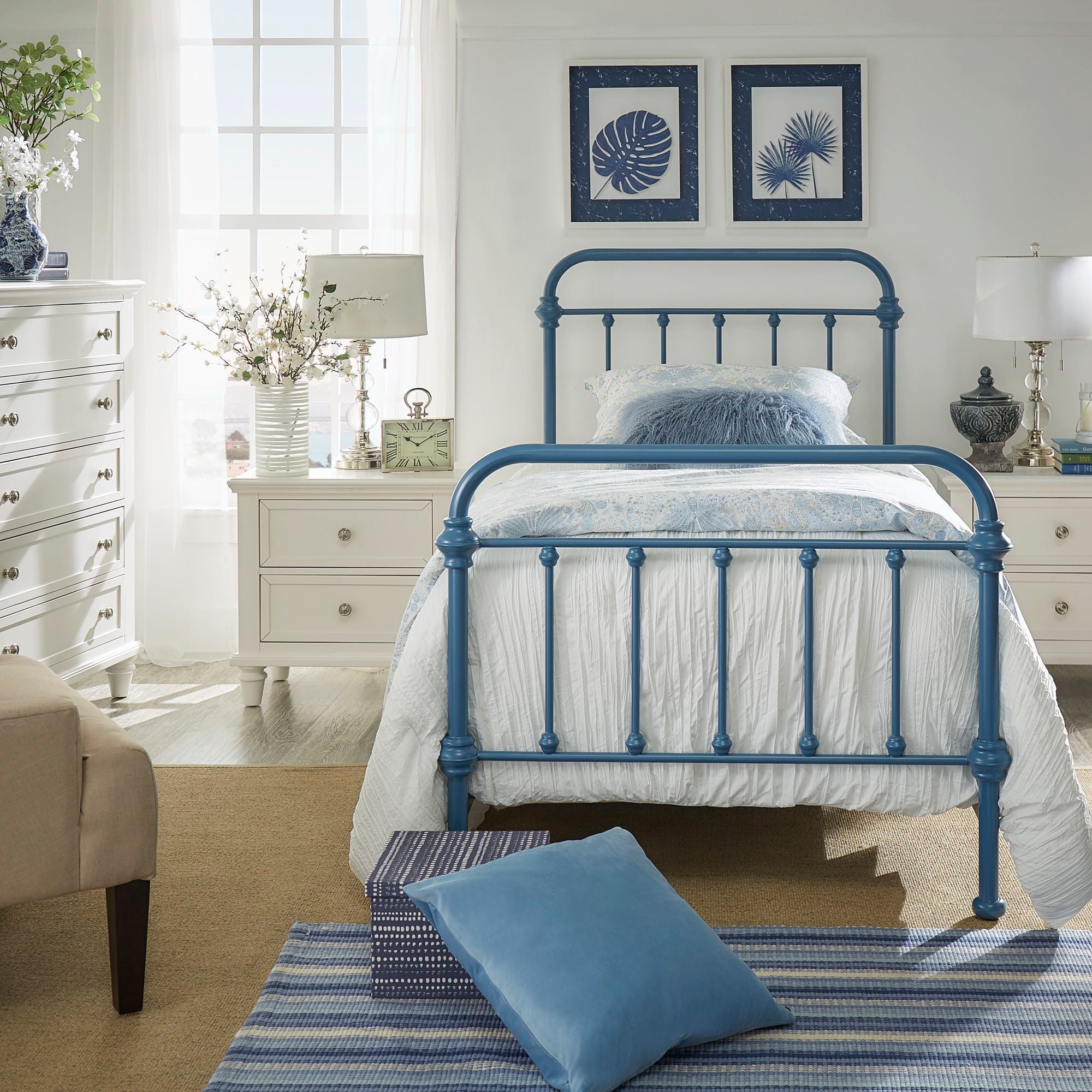 Blue metal 2025 twin bed