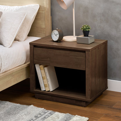 Danish-inspired Modern 1-Drawer Nightstand - Walnut Finish